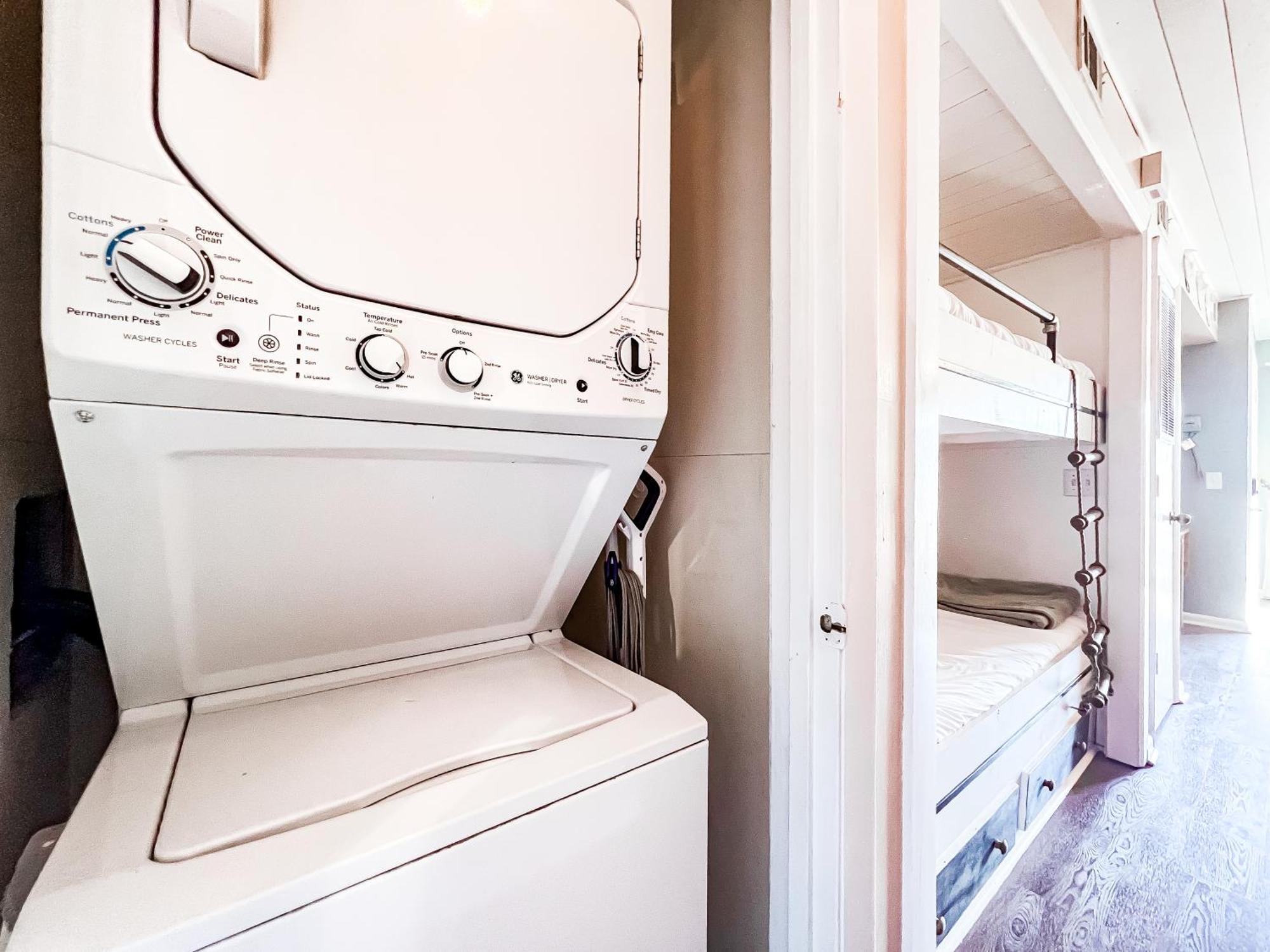 Cozy Beach Condo Sleeps 6 Pool Каролина Бийч Екстериор снимка