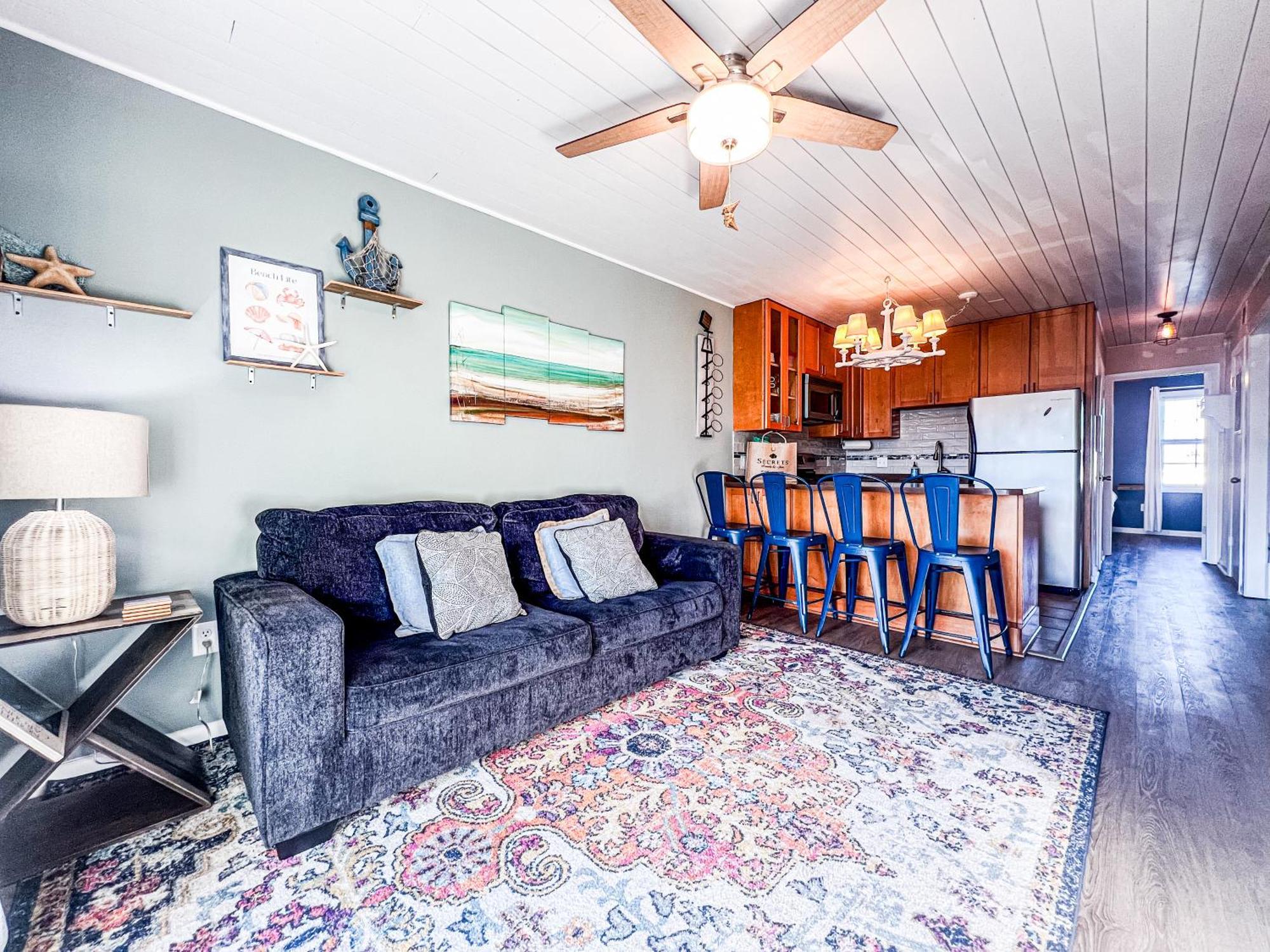 Cozy Beach Condo Sleeps 6 Pool Каролина Бийч Екстериор снимка