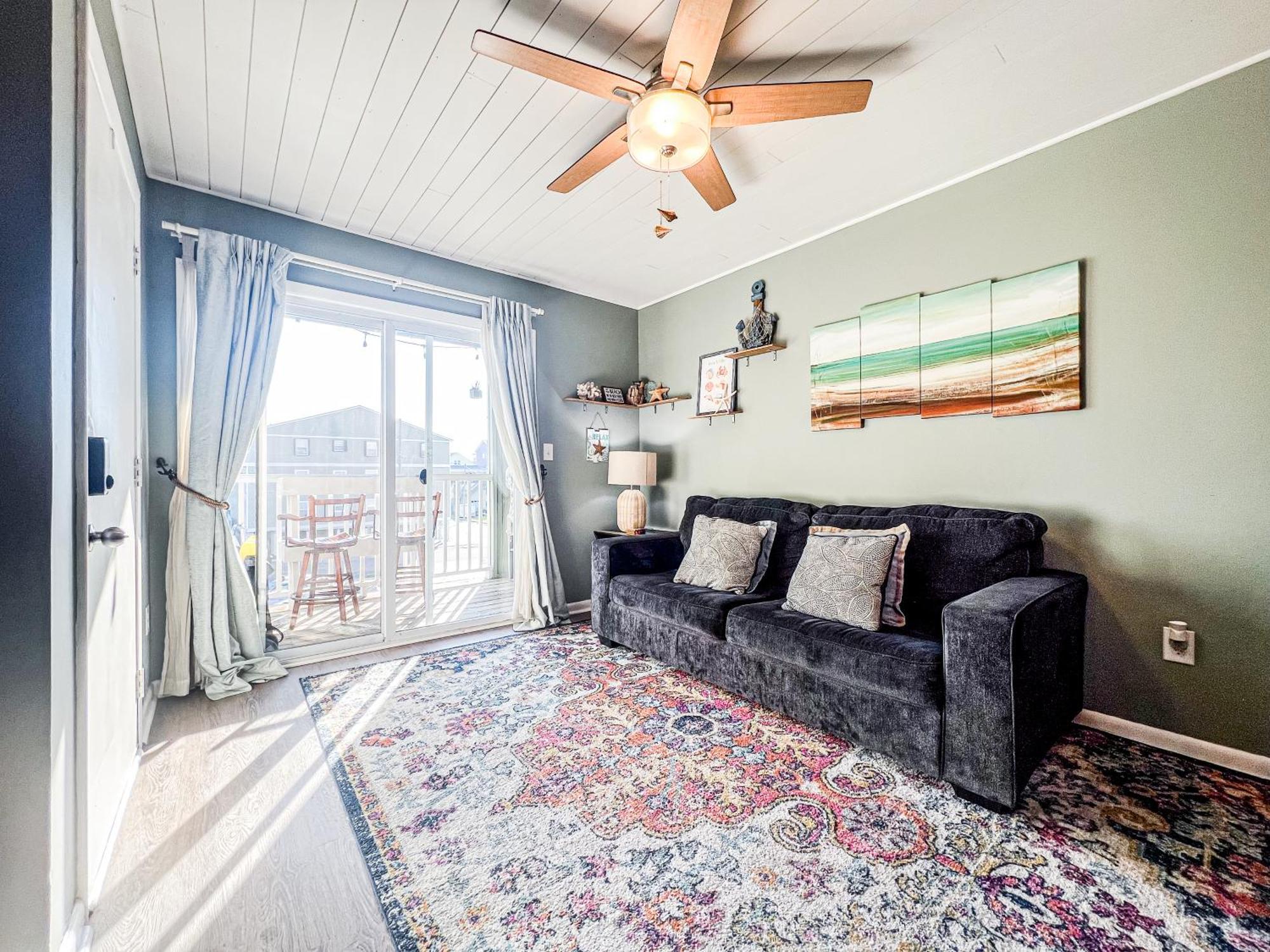 Cozy Beach Condo Sleeps 6 Pool Каролина Бийч Екстериор снимка
