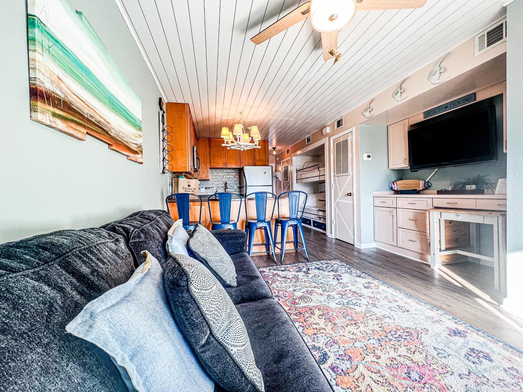 Cozy Beach Condo Sleeps 6 Pool Каролина Бийч Екстериор снимка