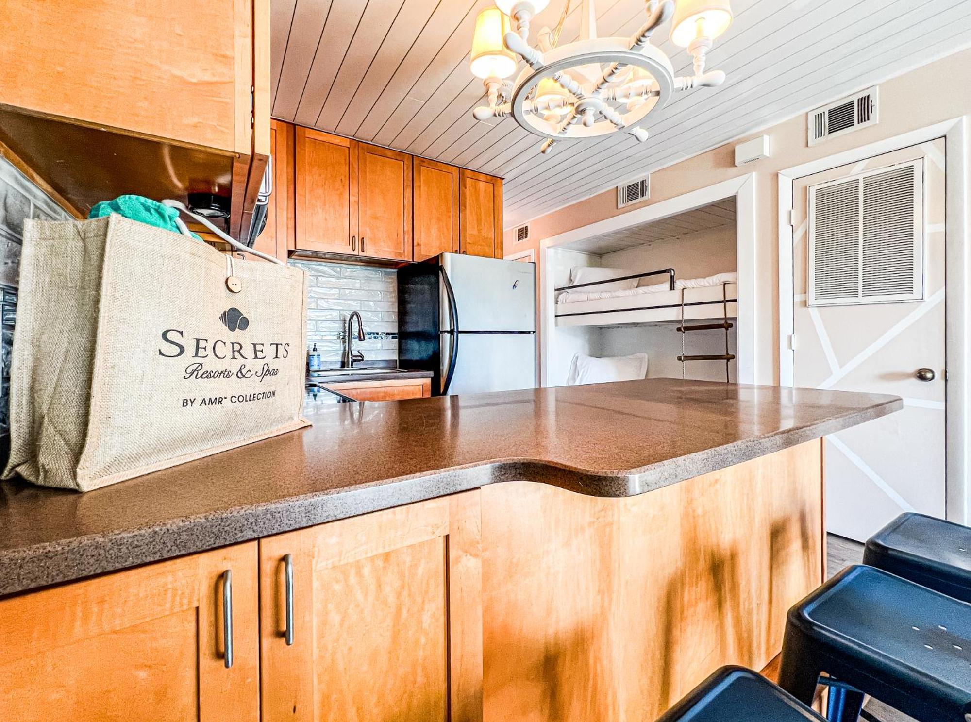 Cozy Beach Condo Sleeps 6 Pool Каролина Бийч Екстериор снимка